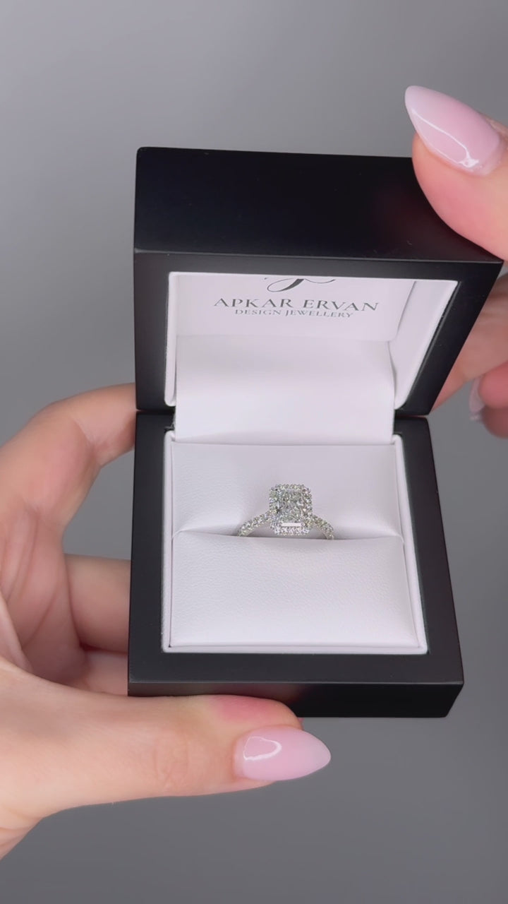 Arielle - 1.5CT Radiant Brilliant Halo - Diamond Band