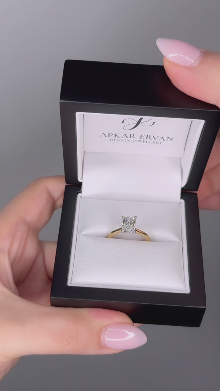 Violette - 1.5CT Radiant Brilliant Solitaire